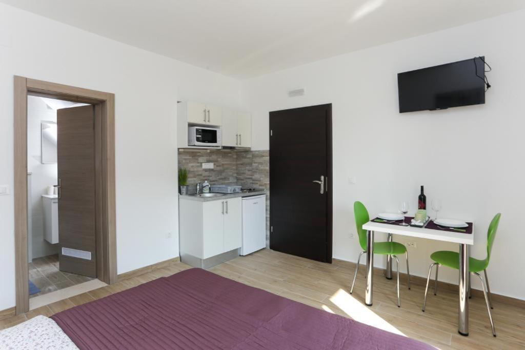 Providenca Apartment *