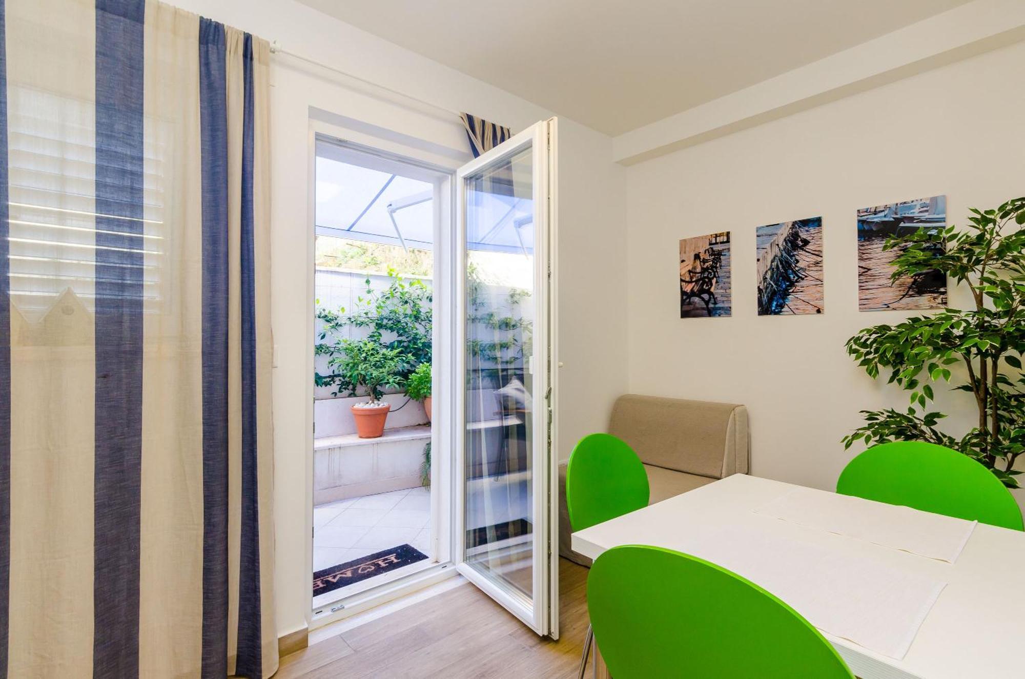 Providenca Apartment *